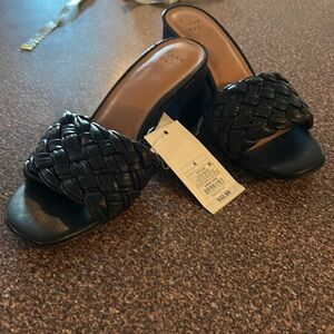 NWT Block Heel Braided Sandals Size 6